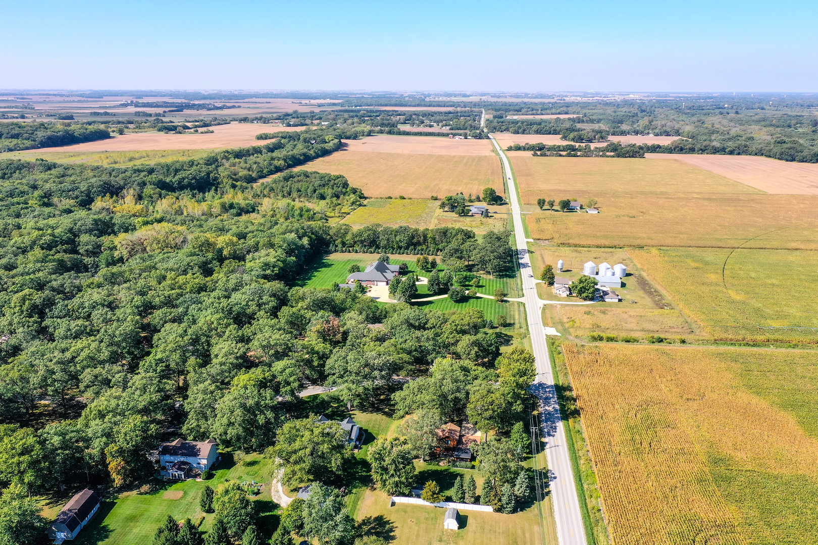 3527 S Wayne Avenue, St. Anne, IL 60964