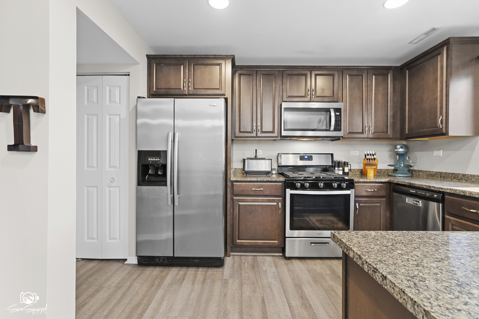 311 Hidden Creek Lane #311, North Aurora, IL 60542