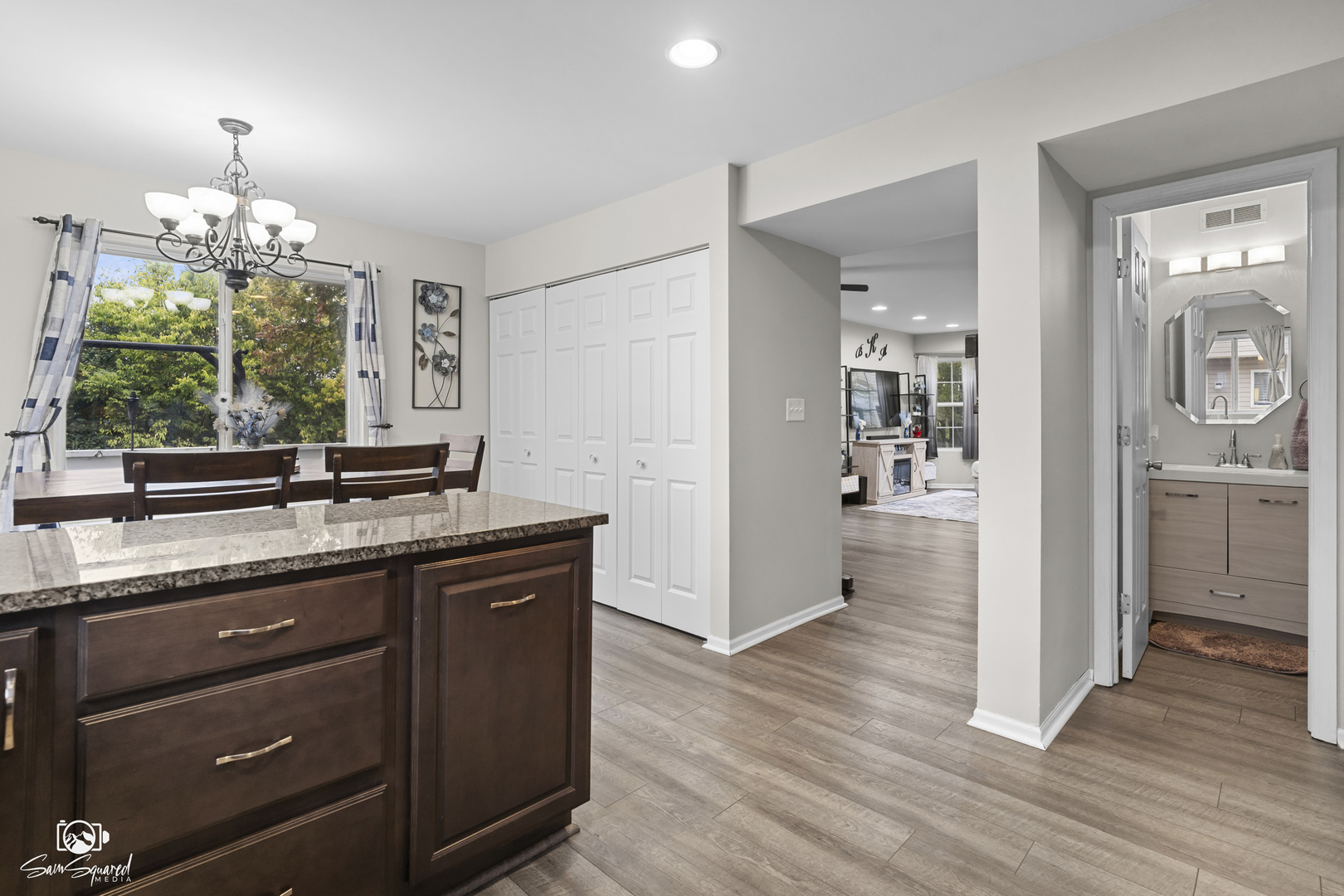 311 Hidden Creek Lane #311, North Aurora, IL 60542