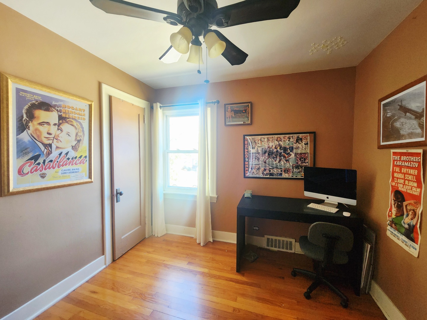 18028 Burnham Avenue, Lansing, IL 60438