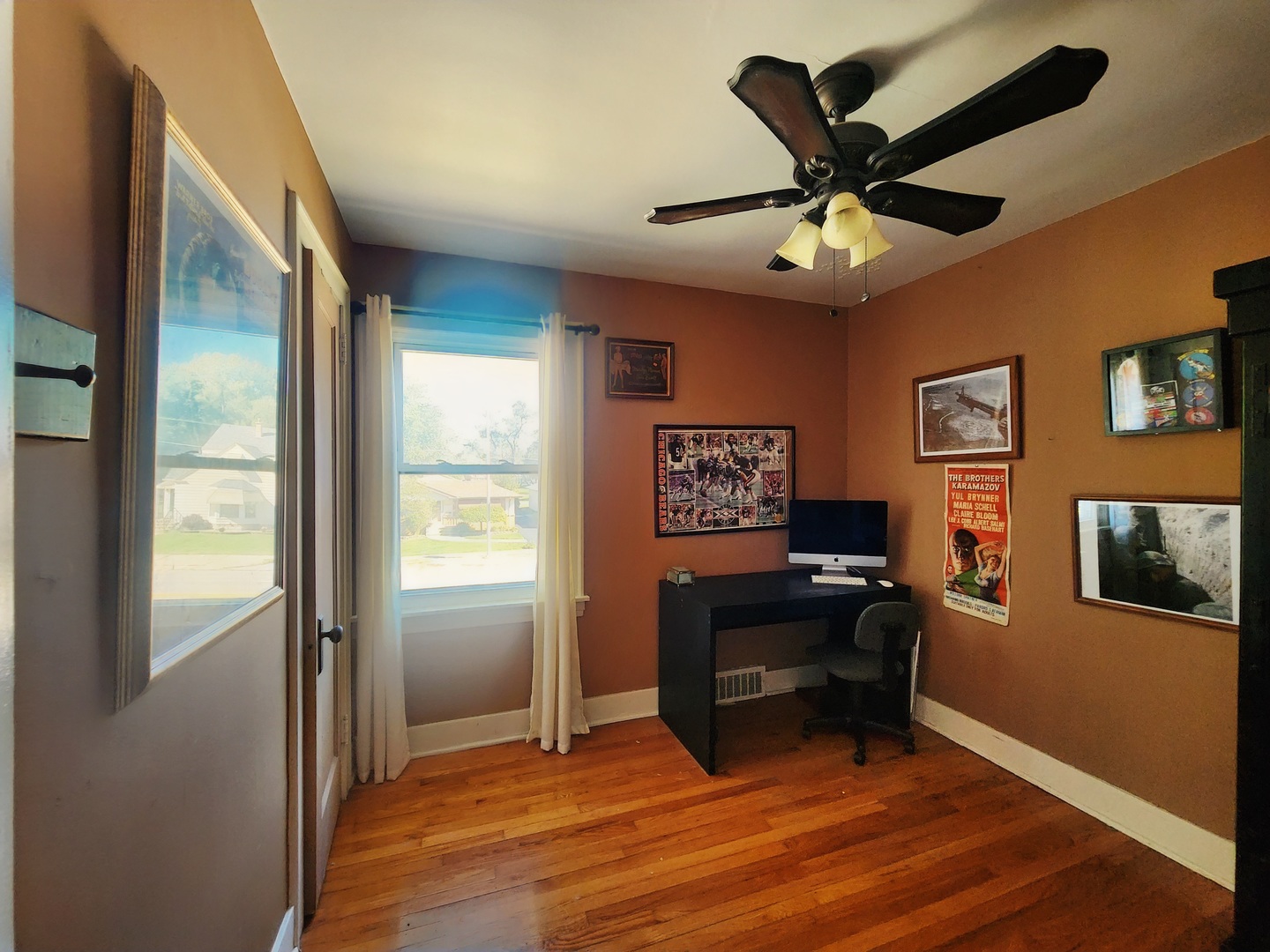 18028 Burnham Avenue, Lansing, IL 60438