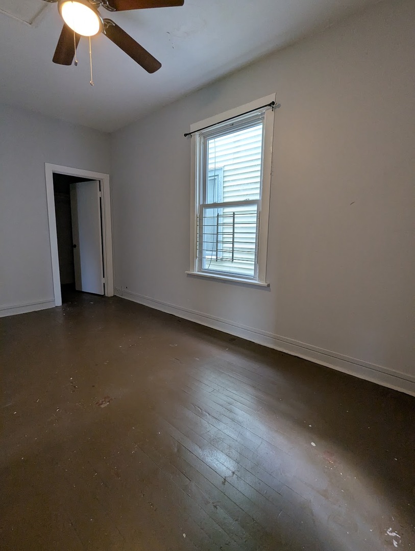 10734 S Prairie Avenue, Chicago, IL 60628