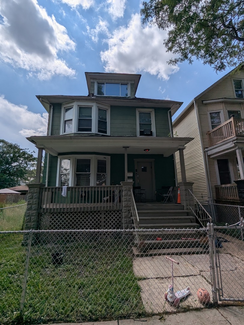 10734 S Prairie Avenue, Chicago, IL 60628