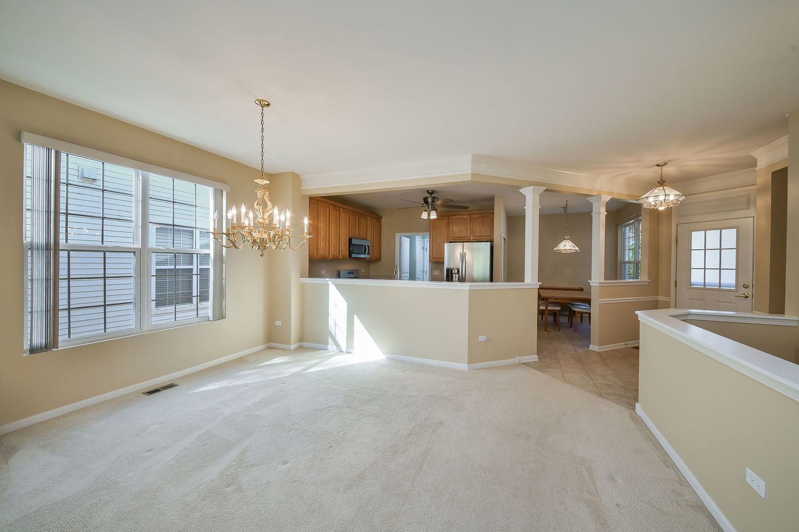 2525 Rolling Ridge Drive, Elgin, IL 60124