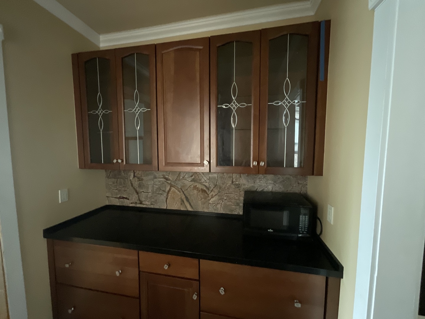5488 S Everett Avenue #2, Chicago, IL 60615