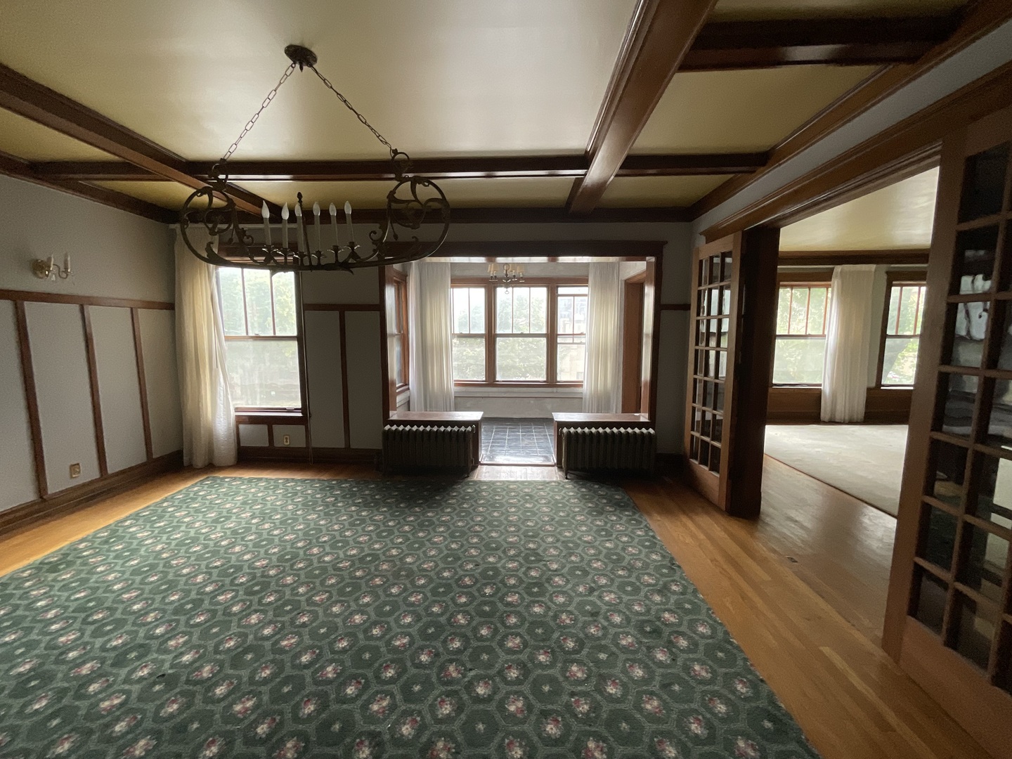 5488 S Everett Avenue #2, Chicago, IL 60615