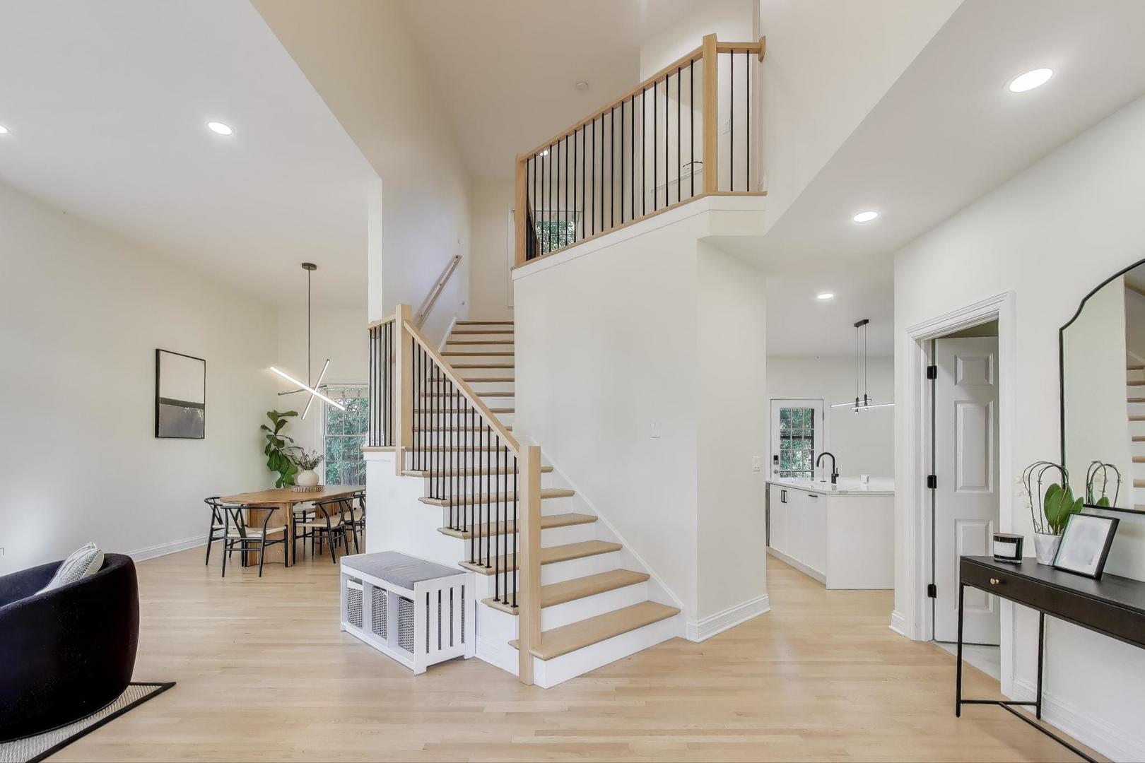 331 S Park Street, Westmont, IL 60559