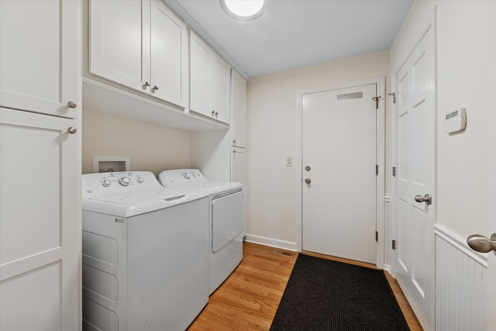 2 Tartan Lakes Circle, Westmont, IL 60559