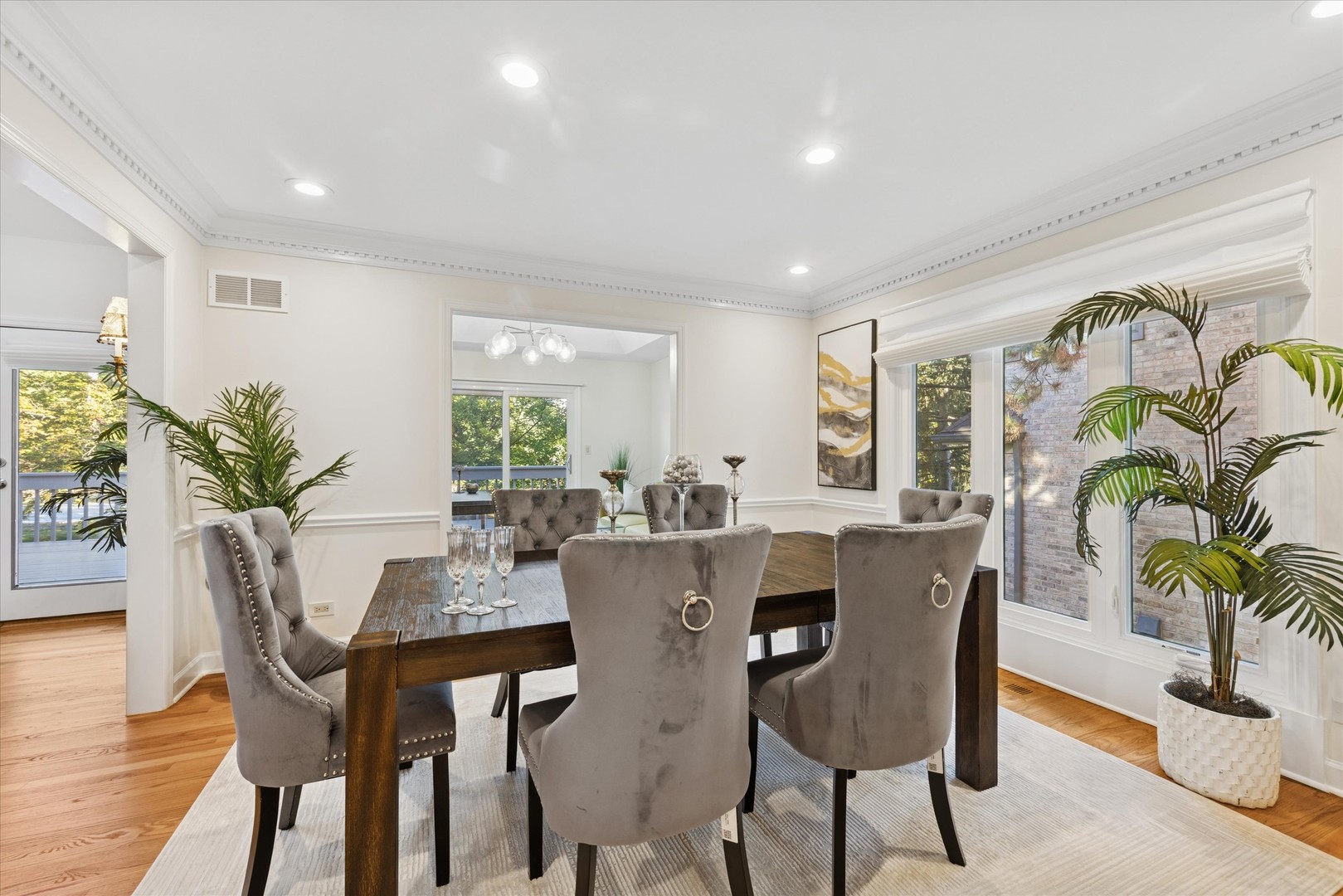 2 Tartan Lakes Circle, Westmont, IL 60559