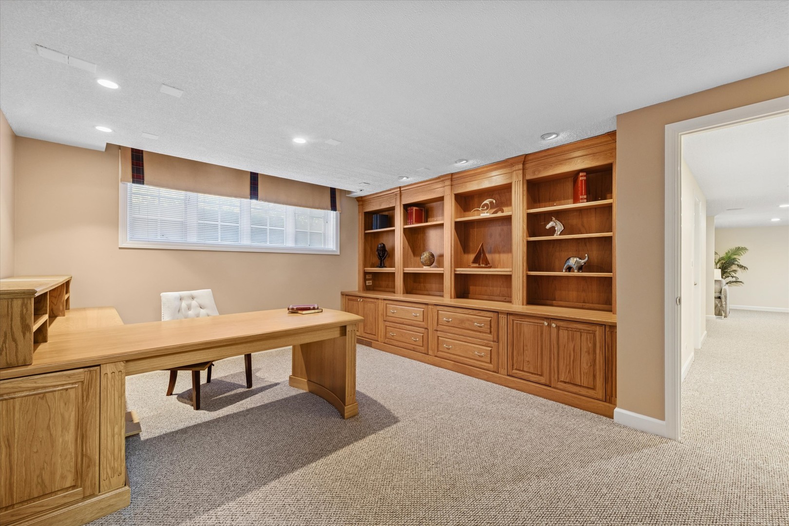 2 Tartan Lakes Circle, Westmont, IL 60559