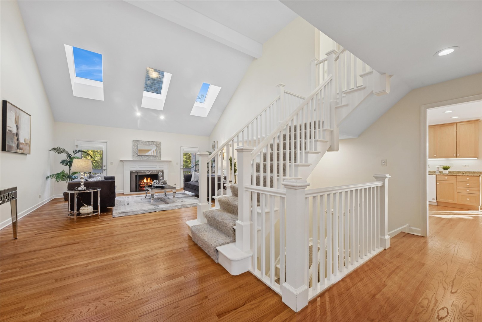 2 Tartan Lakes Circle, Westmont, IL 60559