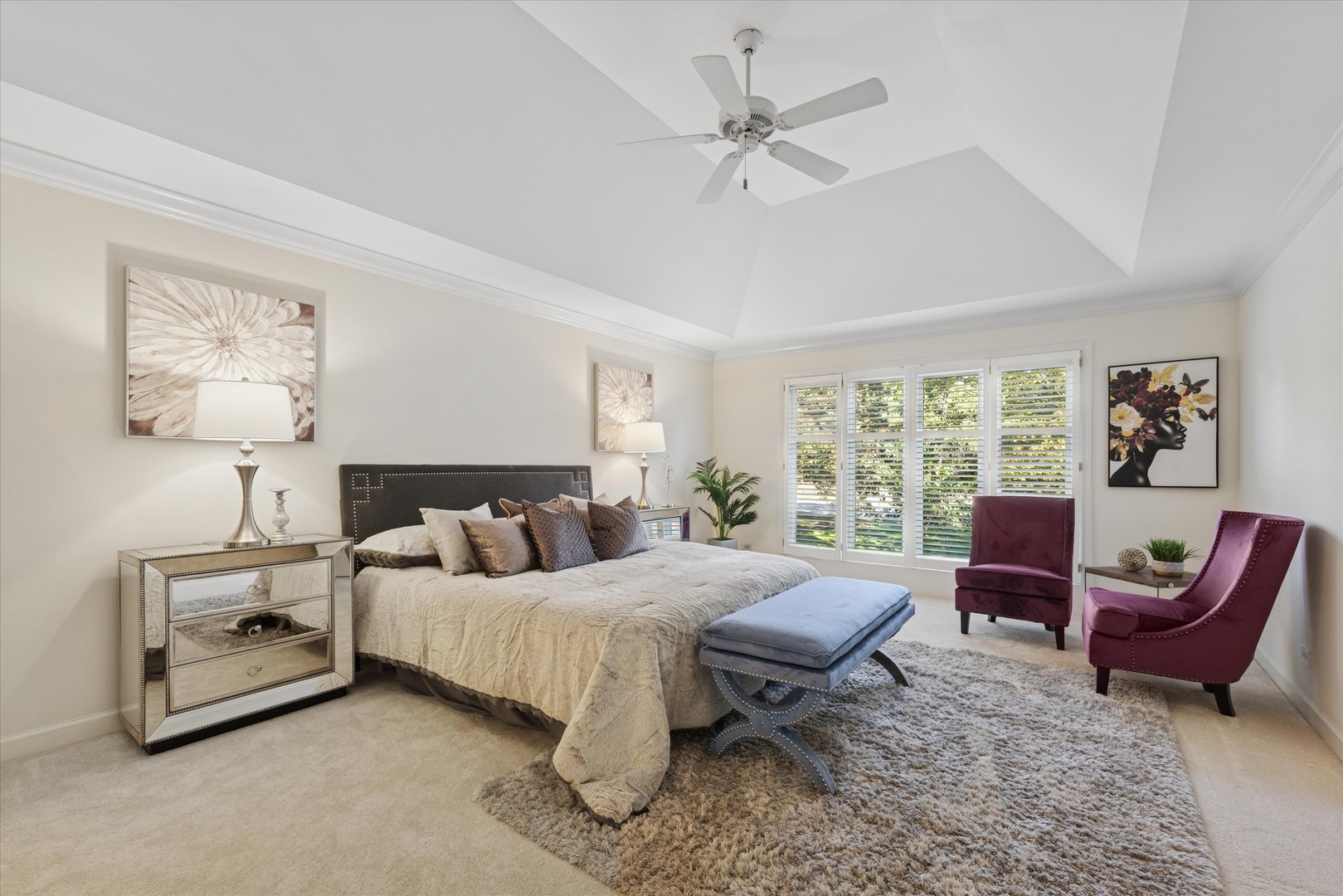 2 Tartan Lakes Circle, Westmont, IL 60559