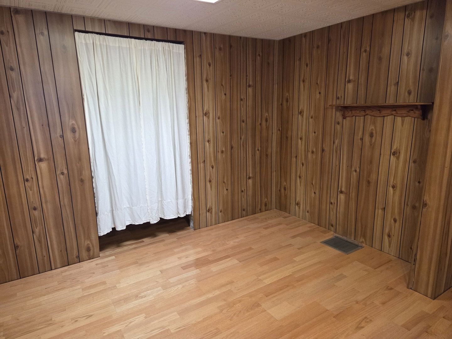 712 E Monroe Street, Bloomington, IL 61701