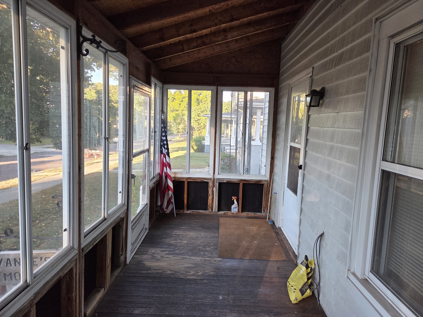 712 E Monroe Street, Bloomington, IL 61701