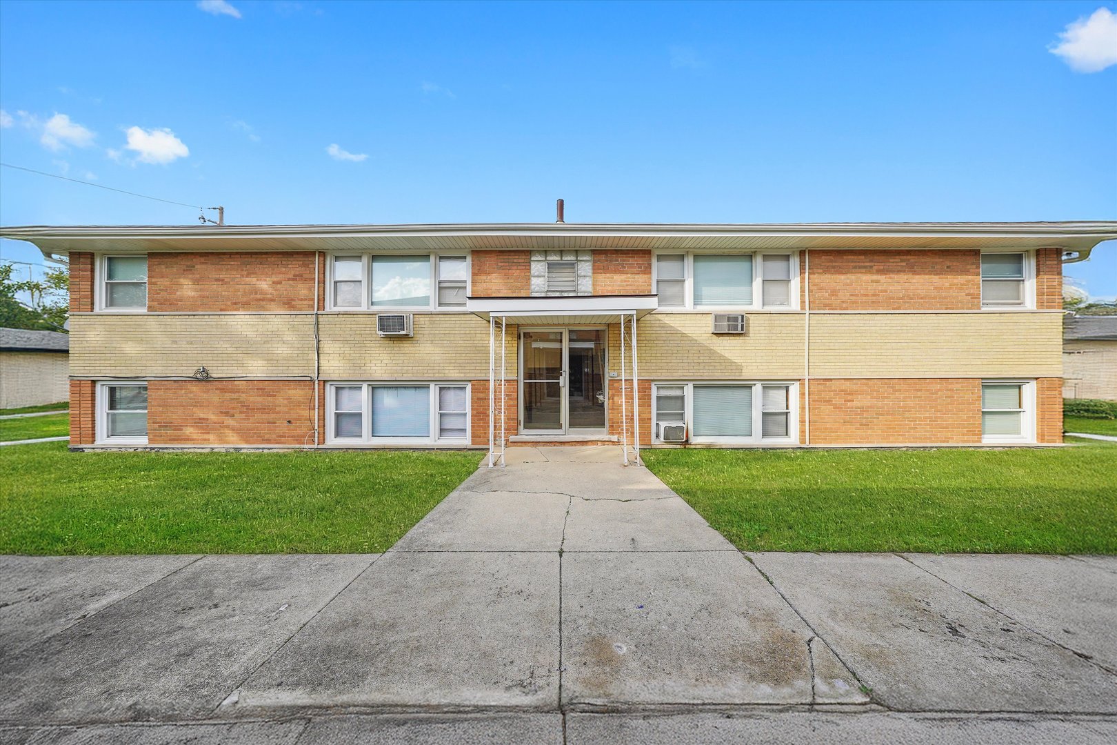 18508 Torrence Avenue, Lansing, IL 60438