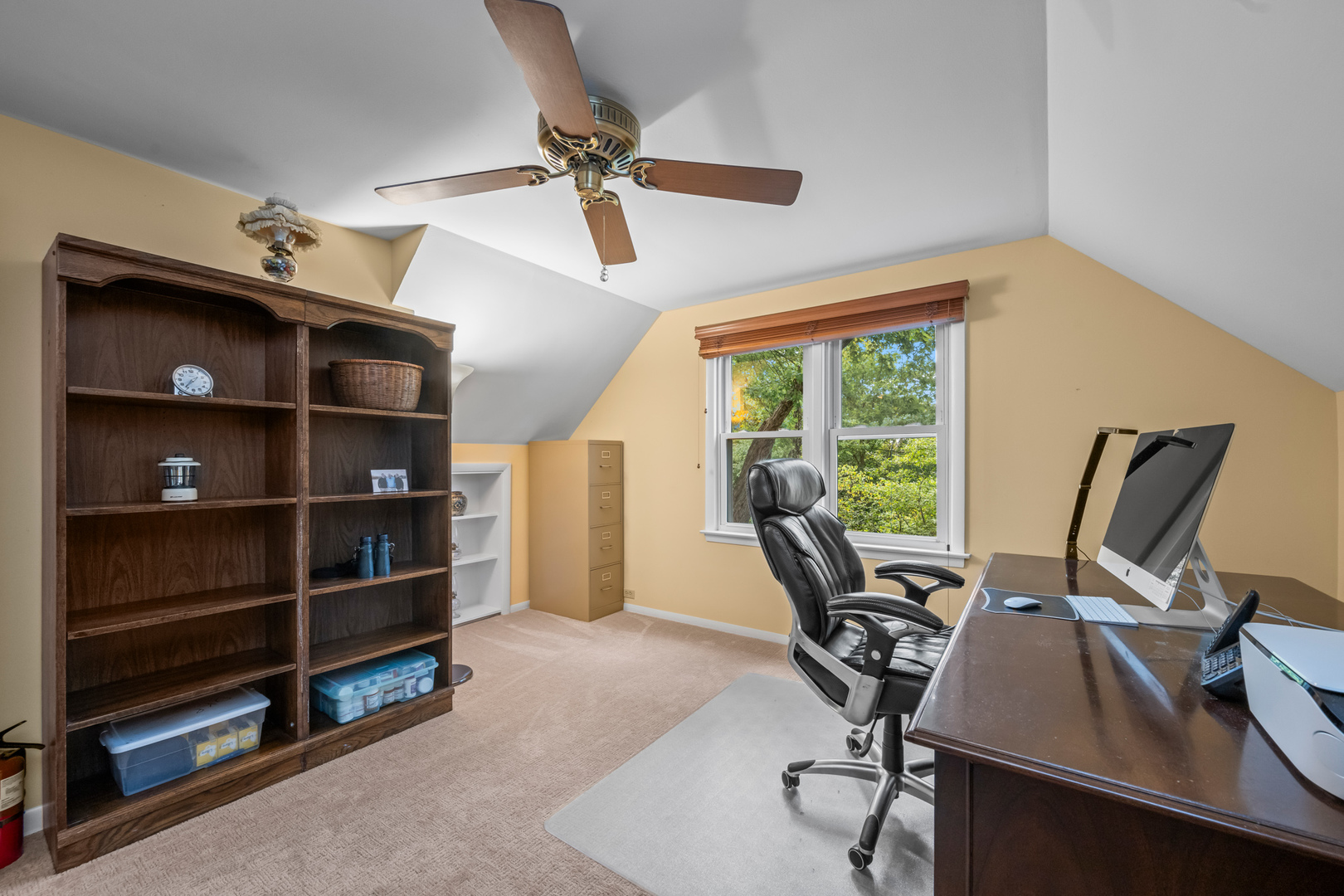 208 Biltmore Drive, North Barrington, IL 60010