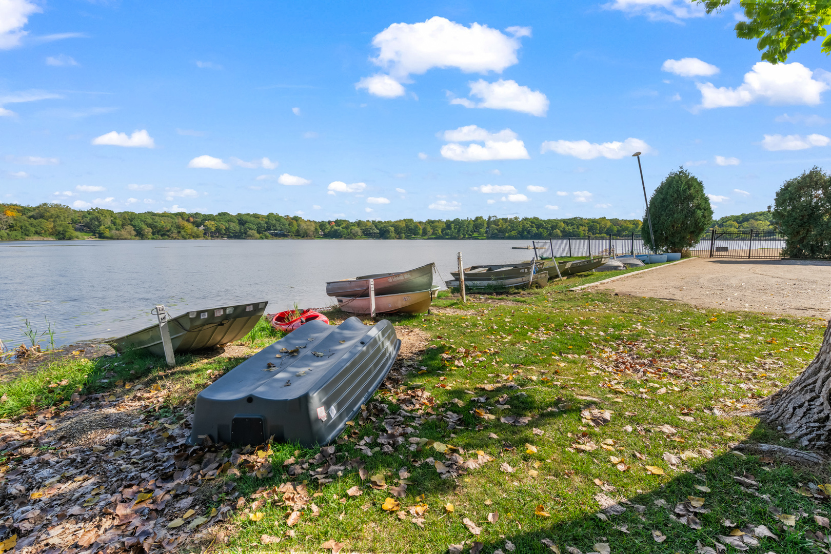 208 Biltmore Drive, North Barrington, IL 60010