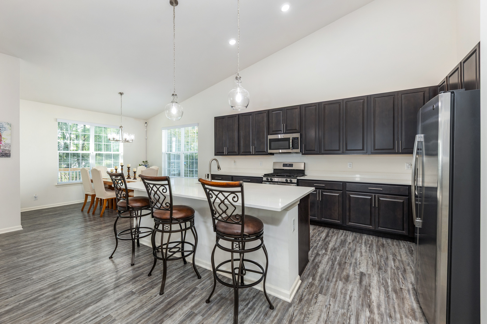 451 Parkside Lane, Yorkville, IL 60560