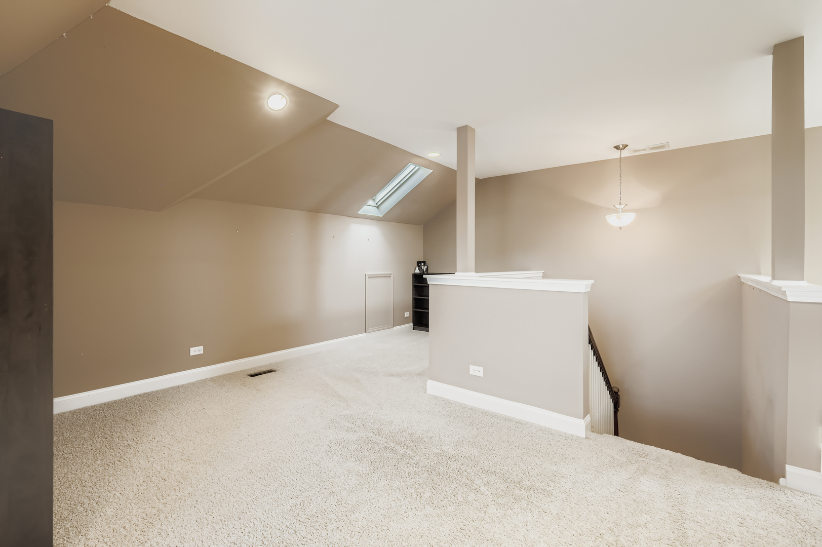 403 Provence Court, Lisle, IL 60532