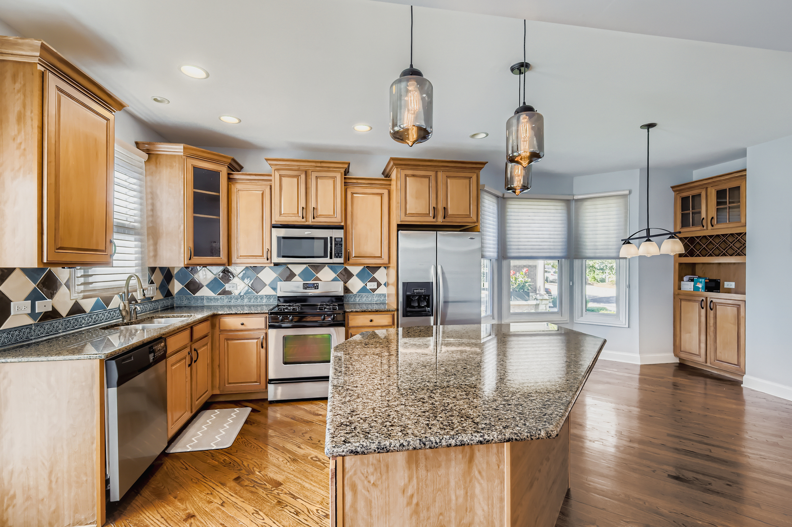403 Provence Court, Lisle, IL 60532
