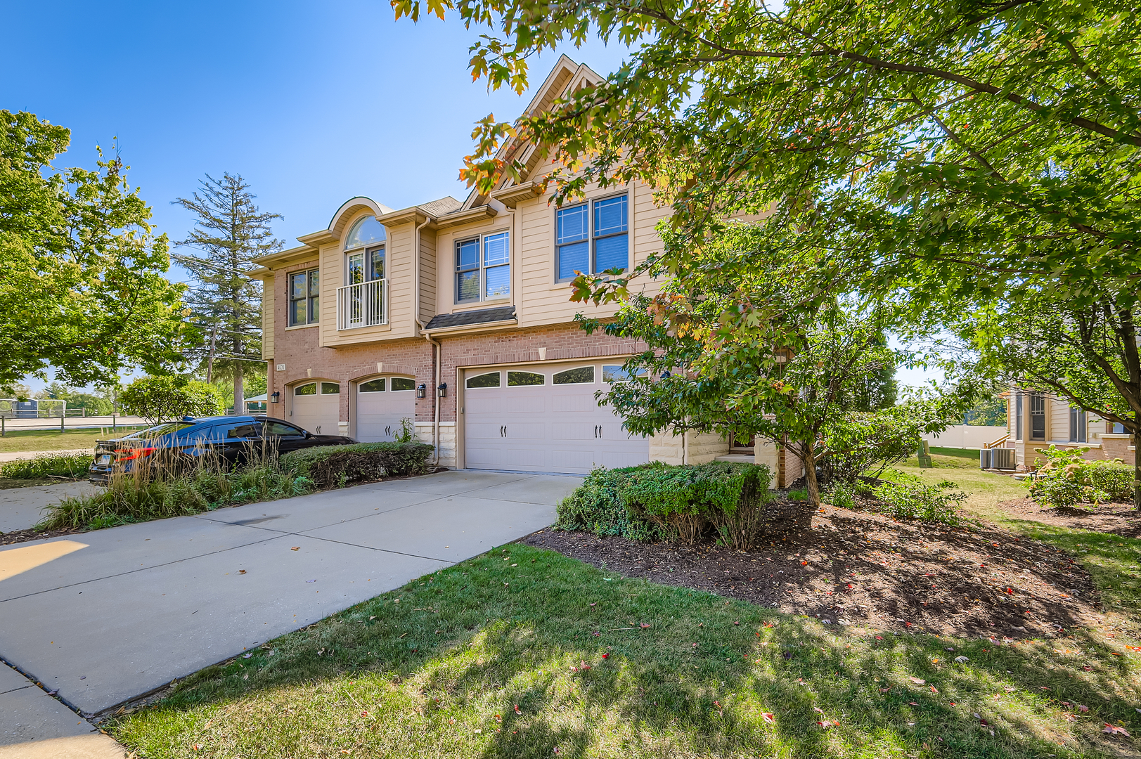 403 Provence Court, Lisle, IL 60532