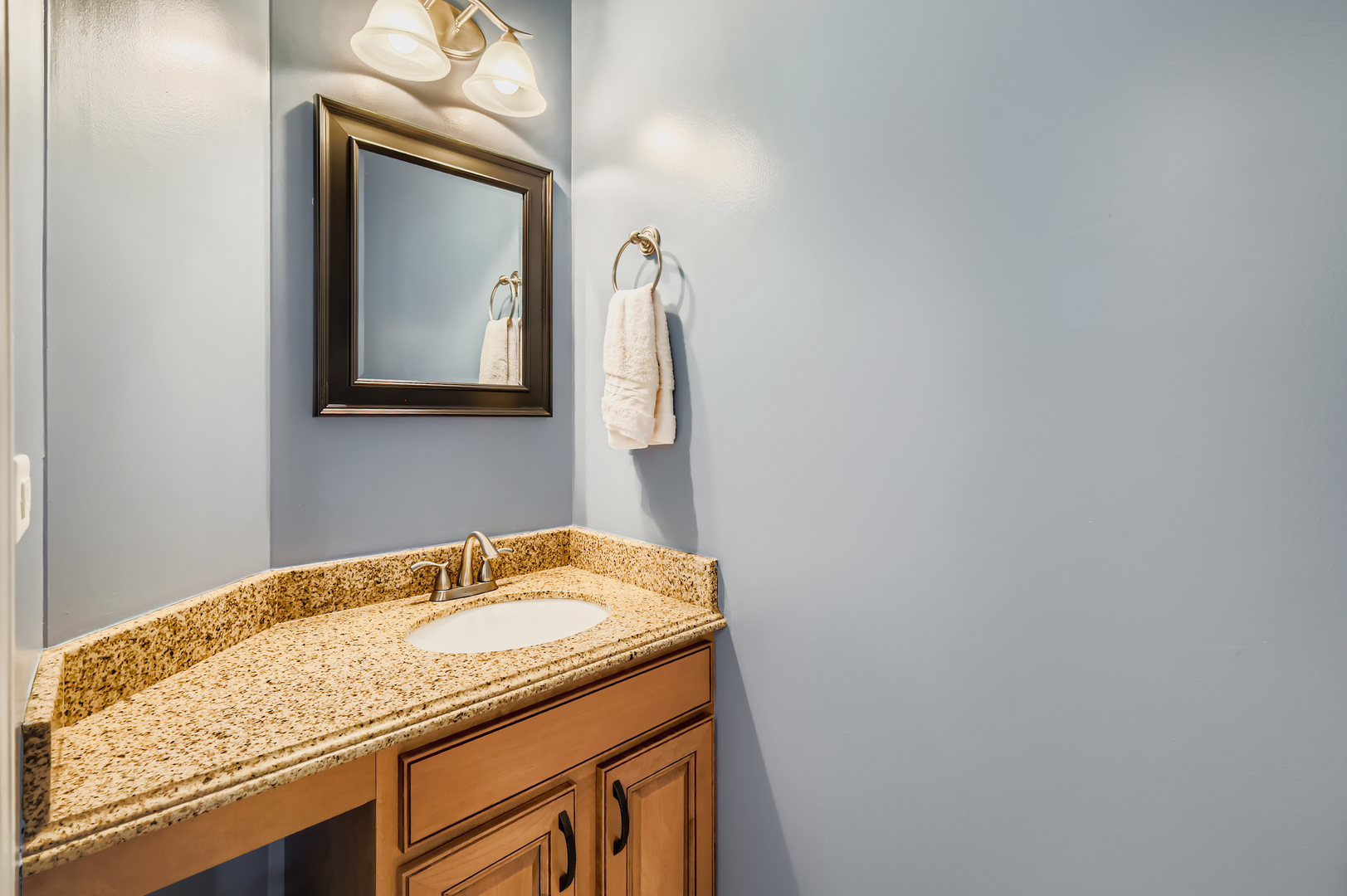 403 Provence Court, Lisle, IL 60532