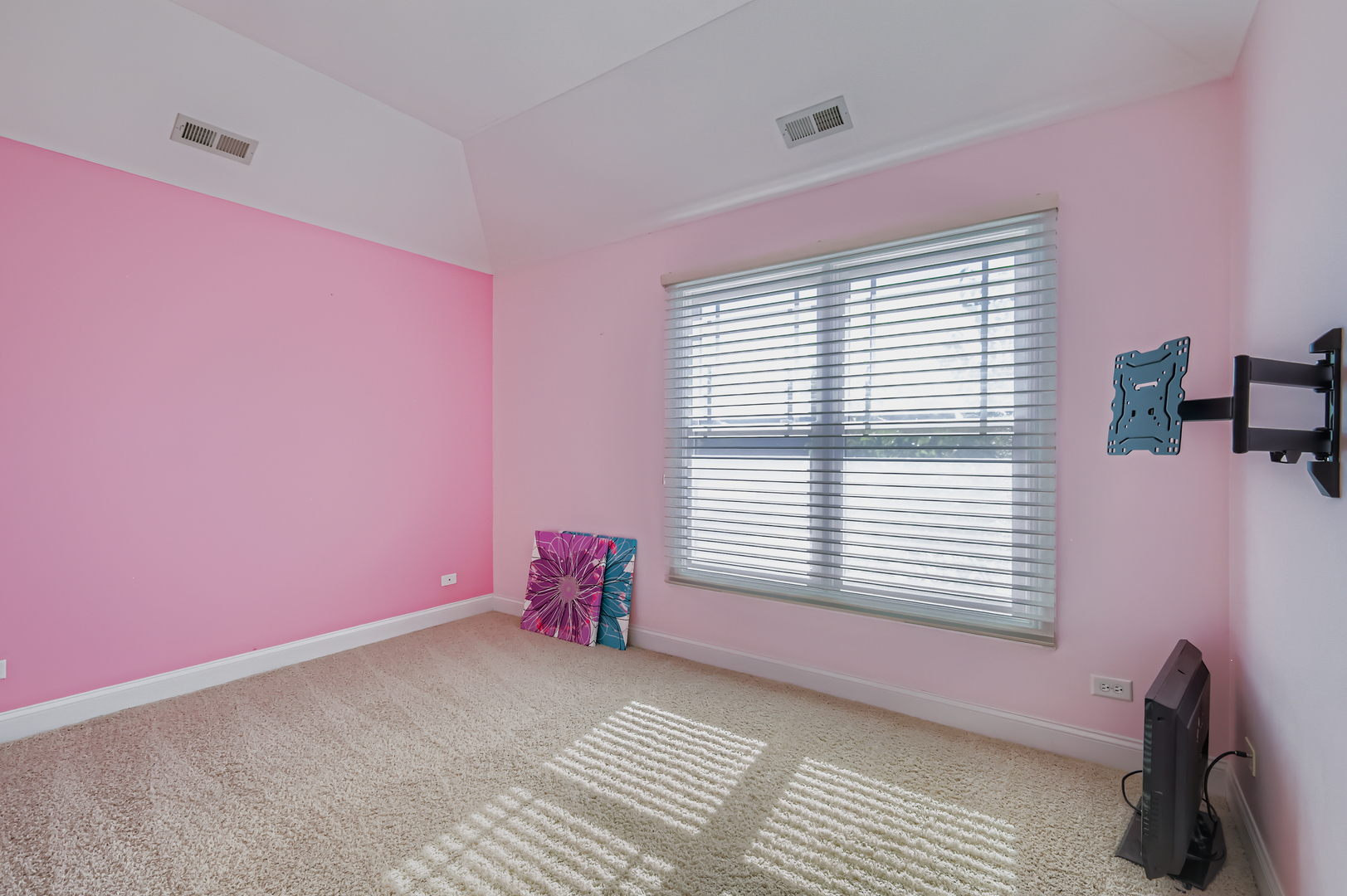 403 Provence Court, Lisle, IL 60532