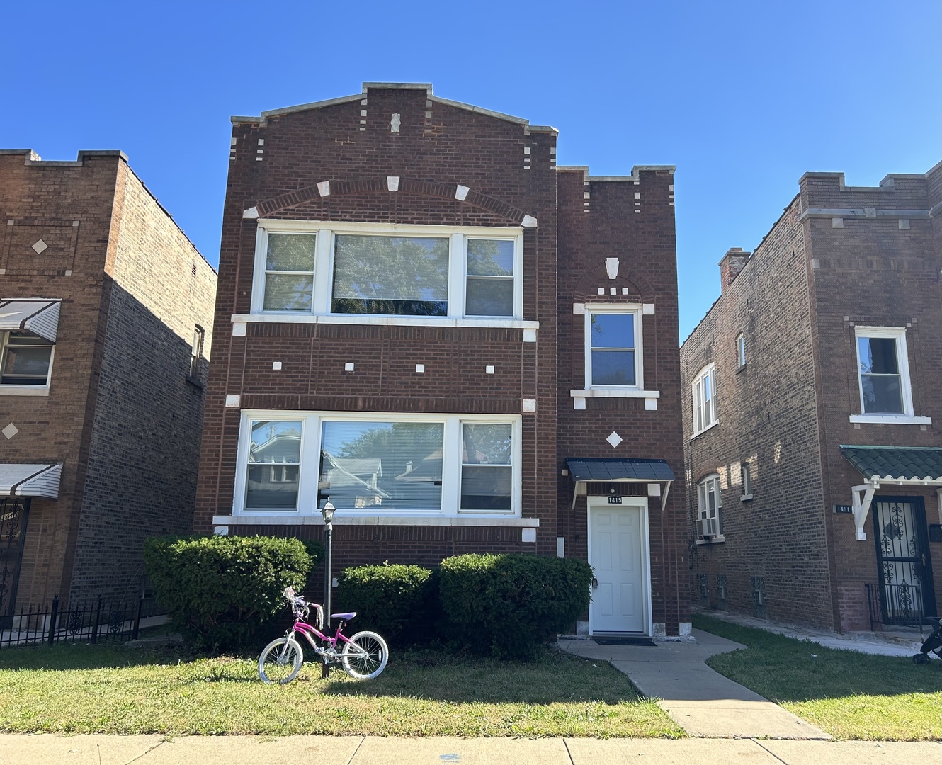 1415 N Massasoit Avenue, Chicago, IL 60651