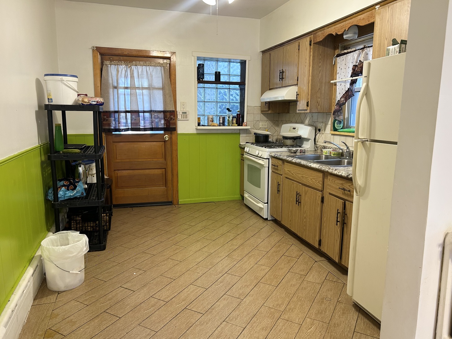 1415 N Massasoit Avenue, Chicago, IL 60651