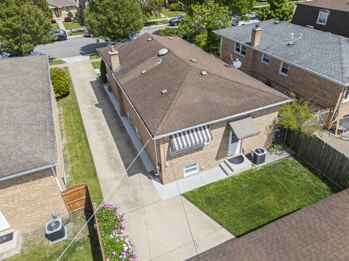 7728 Natchez Avenue, Burbank, IL 60459