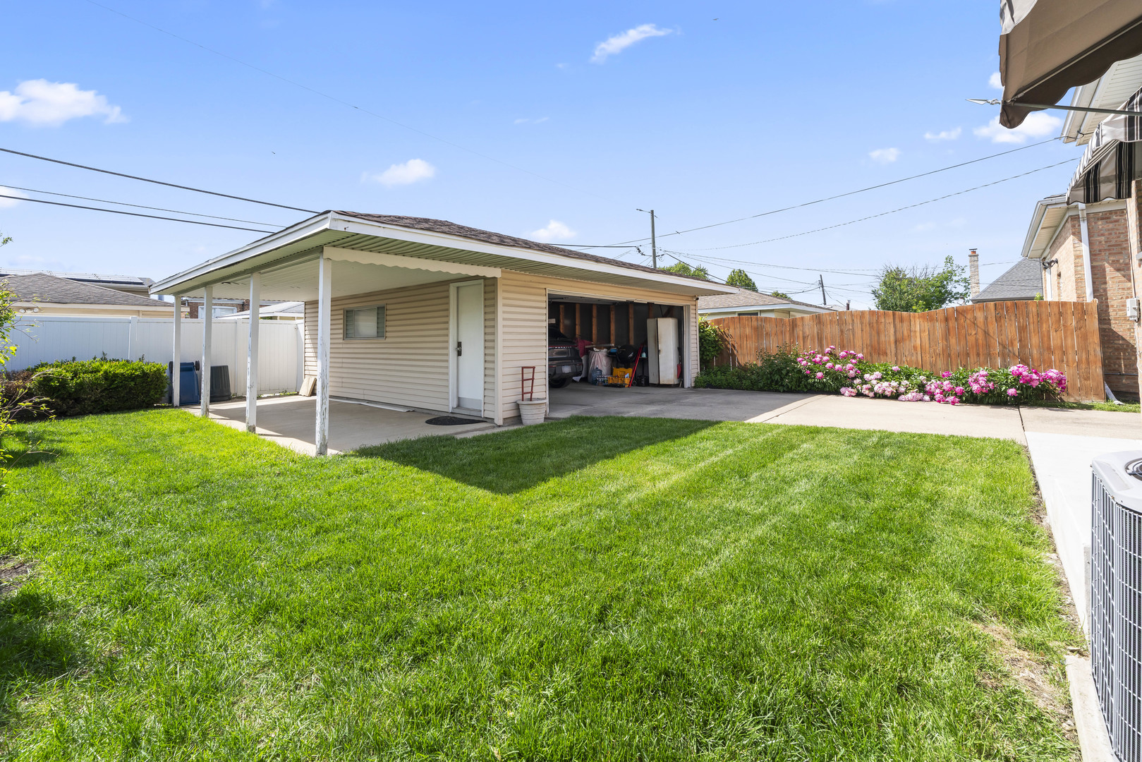 7728 Natchez Avenue, Burbank, IL 60459