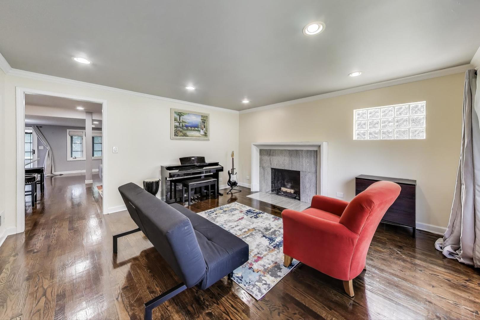 3905 Lawn Avenue, Western Springs, IL 60558