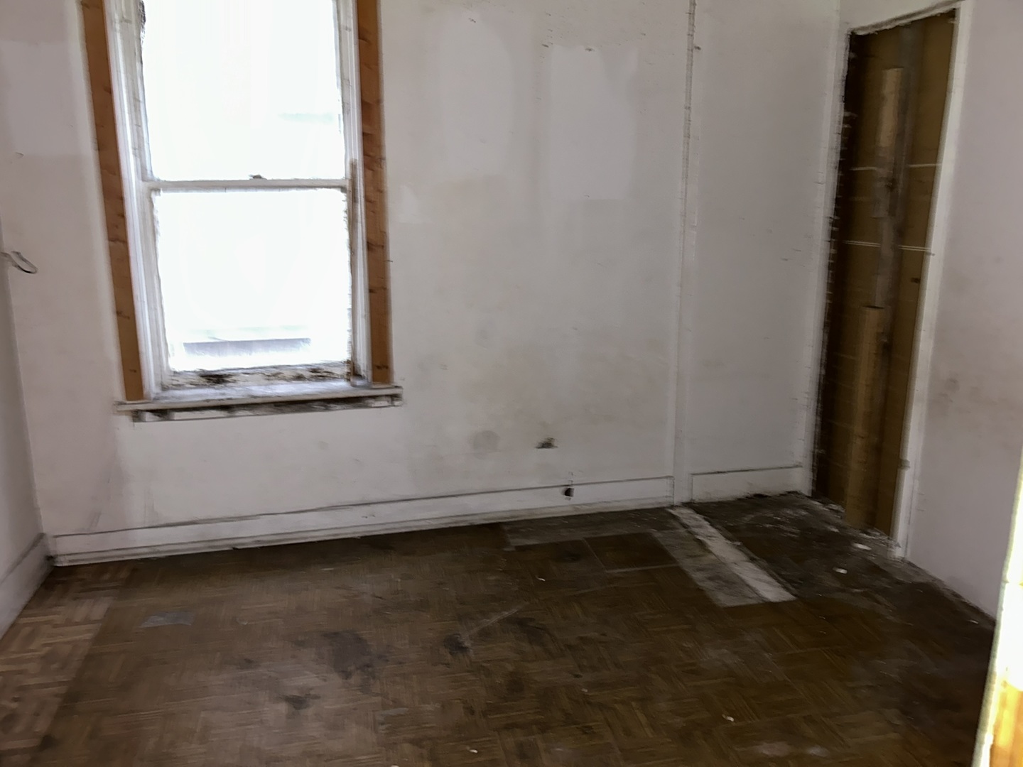 3704 W Ferdinand Street, Chicago, IL 60624