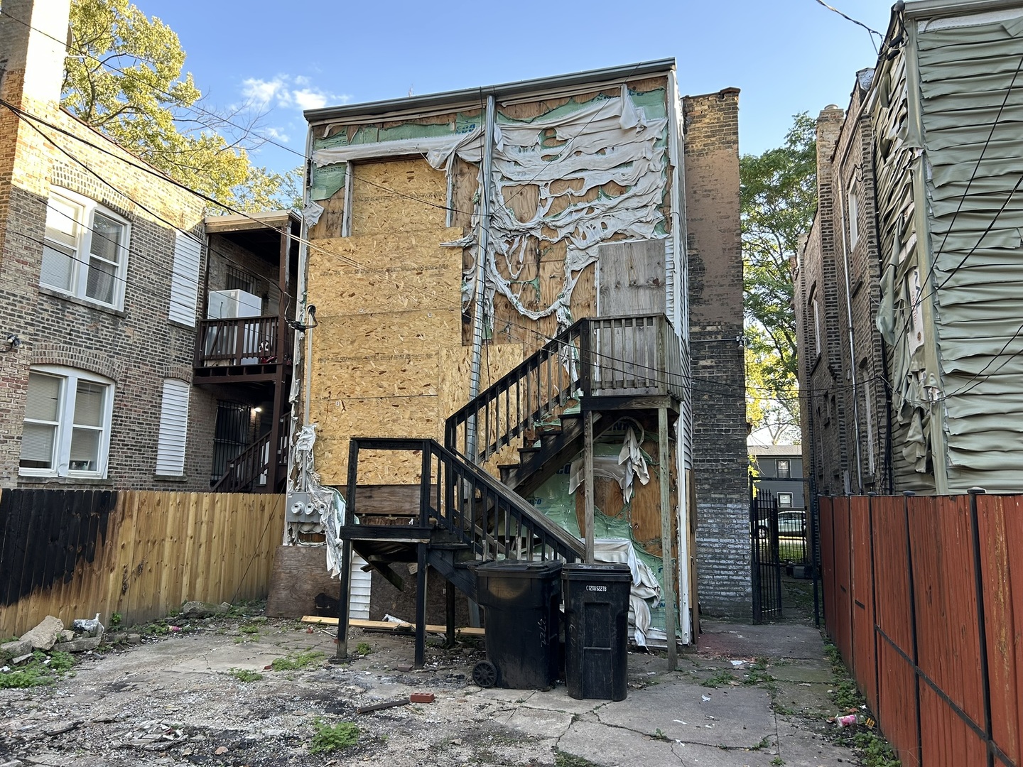 3704 W Ferdinand Street, Chicago, IL 60624