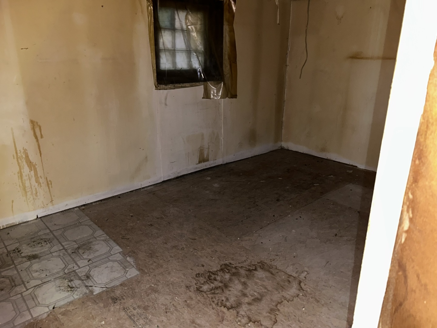 3704 W Ferdinand Street, Chicago, IL 60624