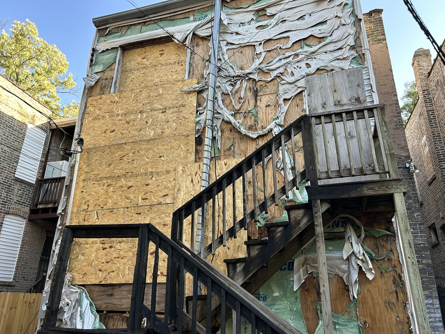 3704 W Ferdinand Street, Chicago, IL 60624