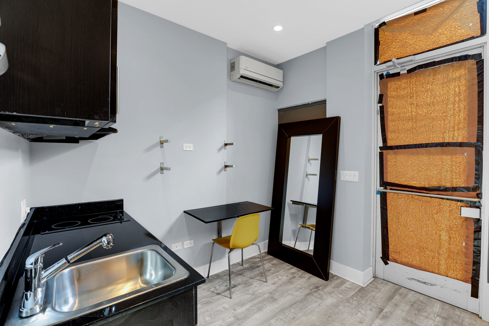 1100 W Adams Street #1, Chicago, IL 60607