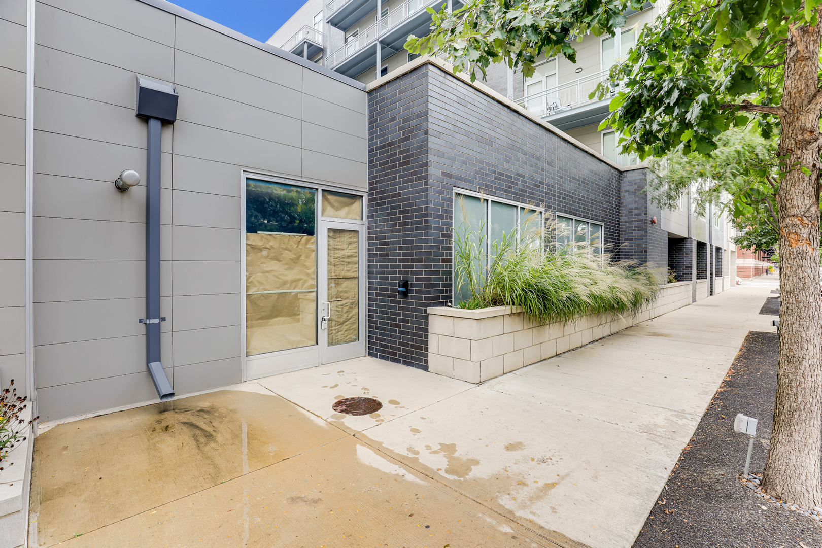 1100 W Adams Street #1, Chicago, IL 60607