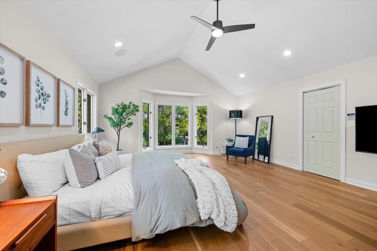 5825 Blue Heron Drive, Long Grove, IL 60047