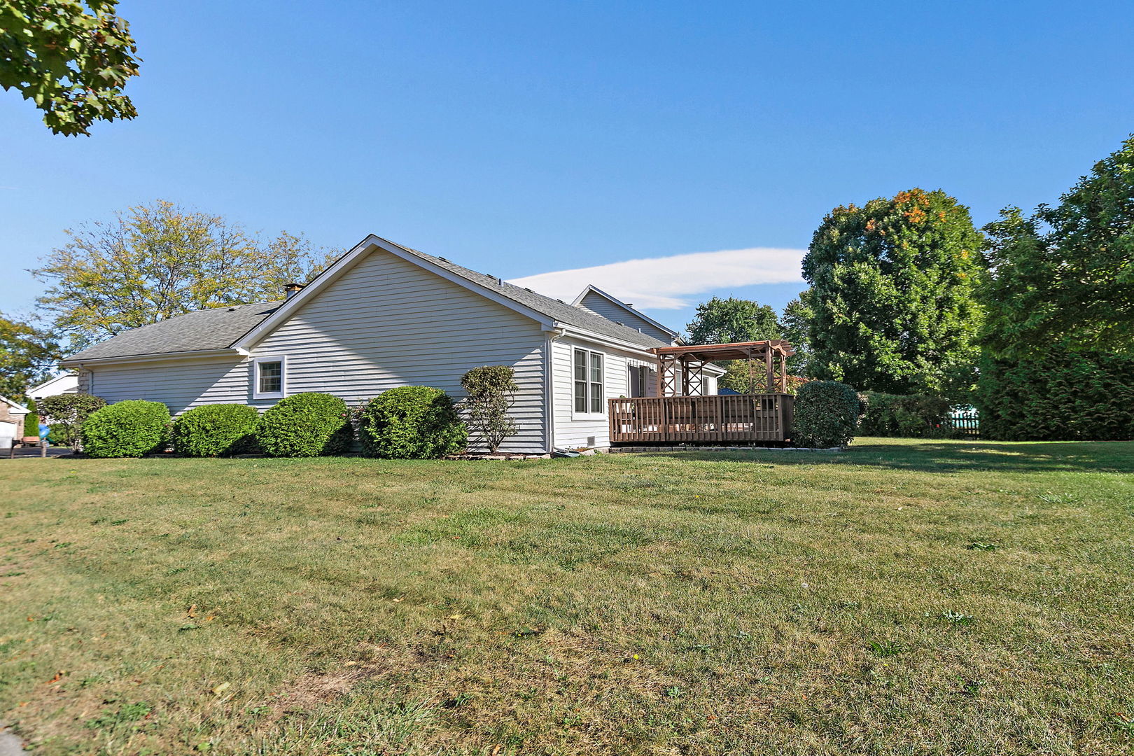 577 Eastwick Lane, Bartlett, IL 60103