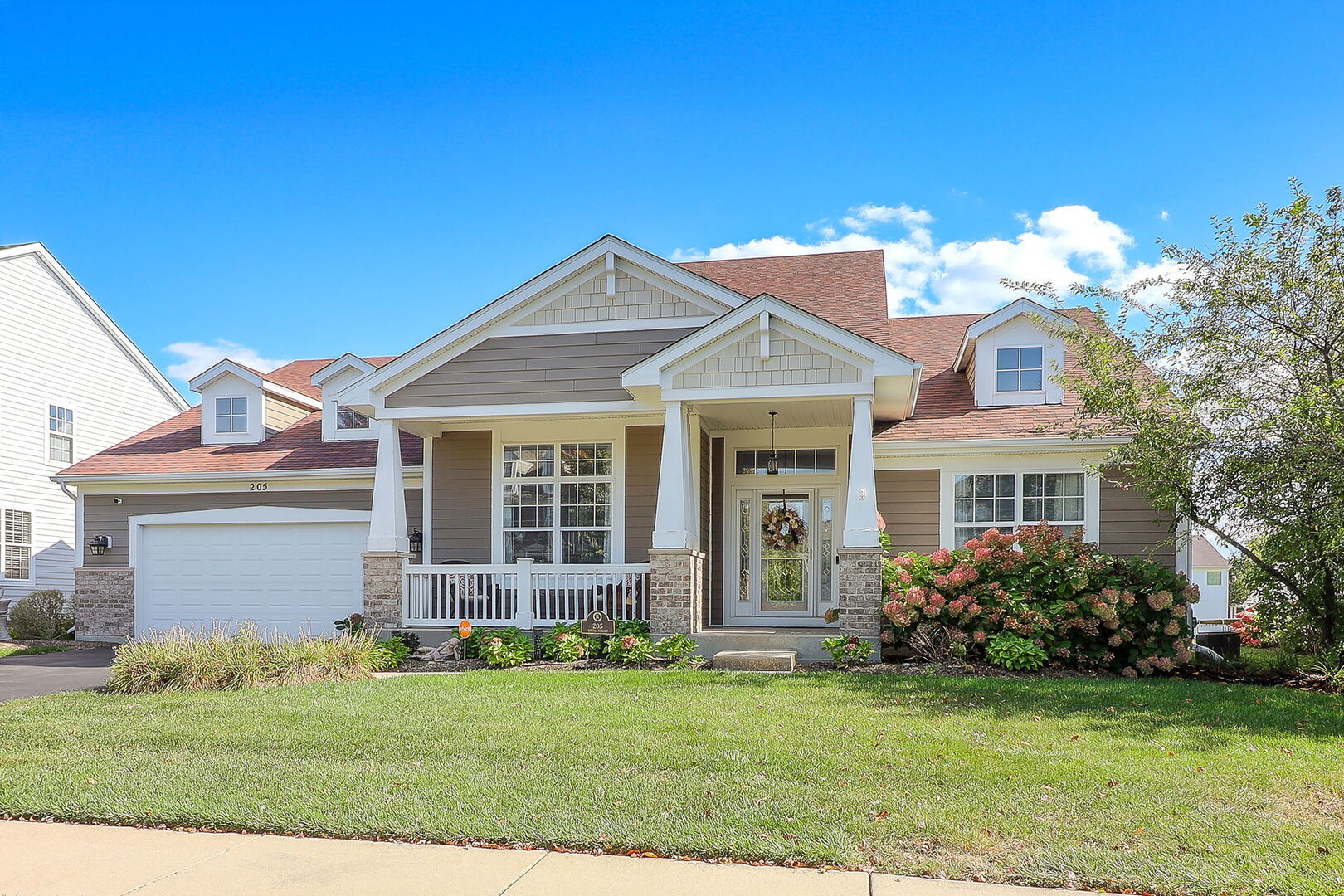 205 Atwell Street, Elgin, IL 60124