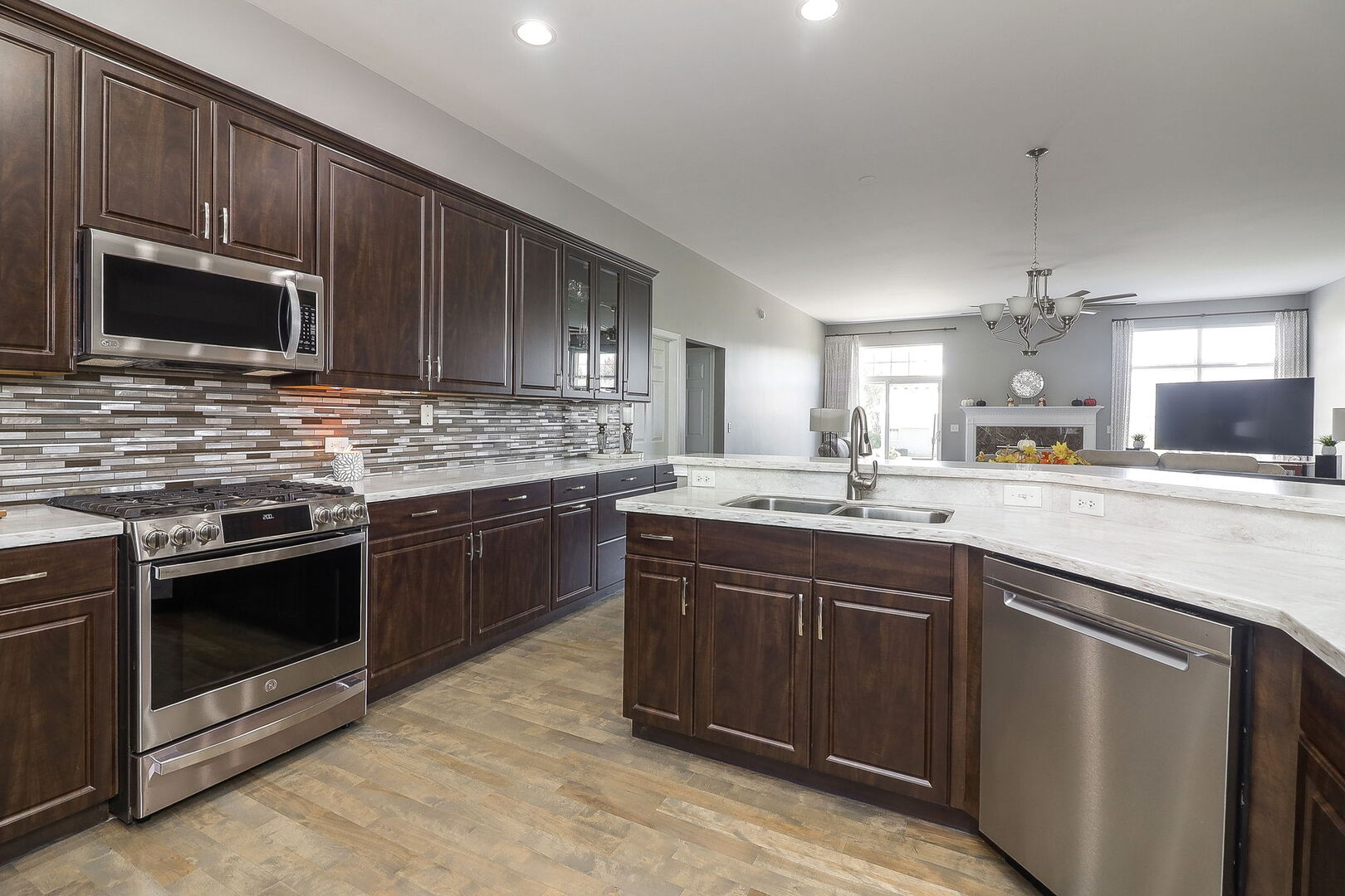205 Atwell Street, Elgin, IL 60124