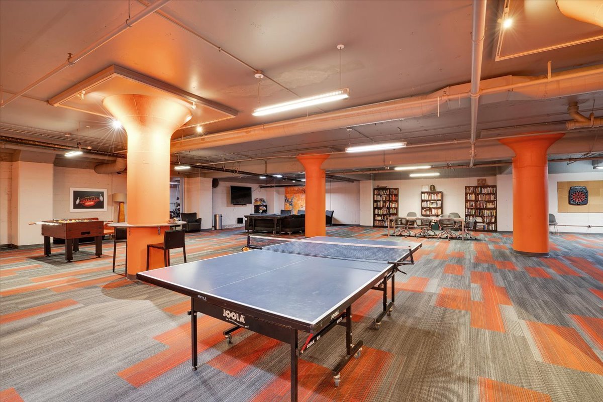 565 W Quincy Street #711, Chicago, IL 60661