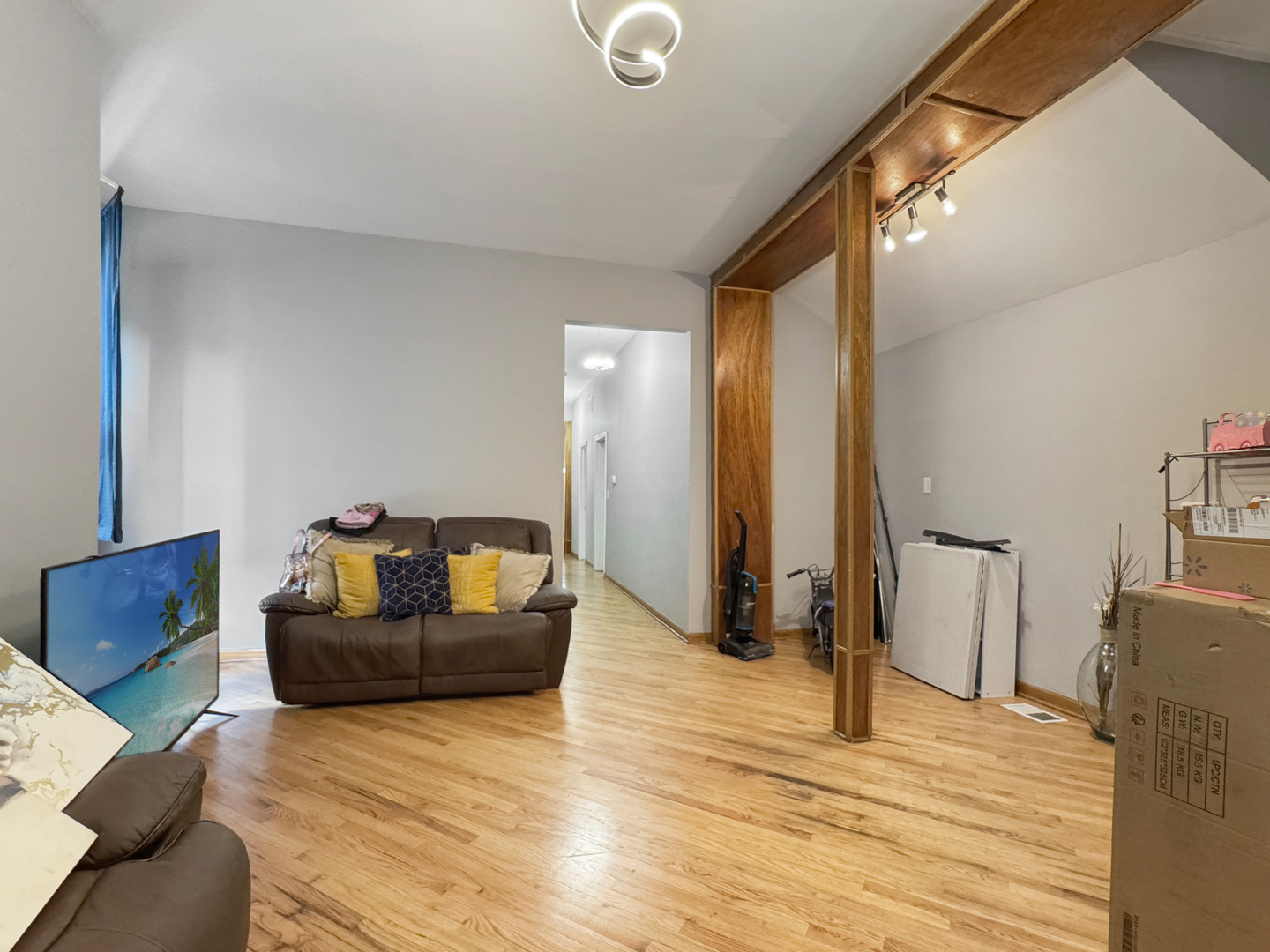5943 S Indiana Avenue, Chicago, IL 60637