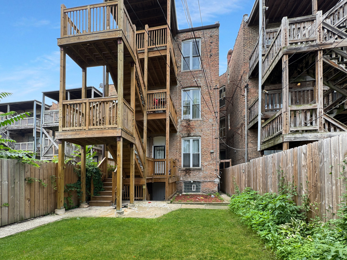 5943 S Indiana Avenue, Chicago, IL 60637
