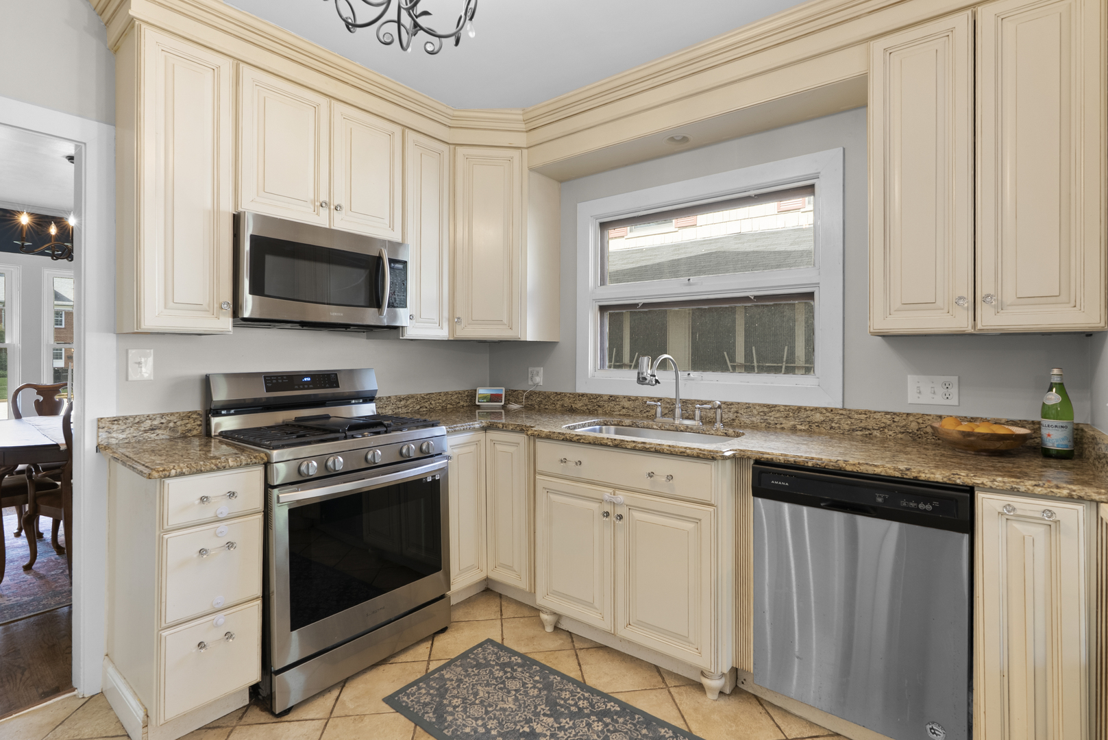 146 Le Grande Boulevard, Aurora, IL 60506