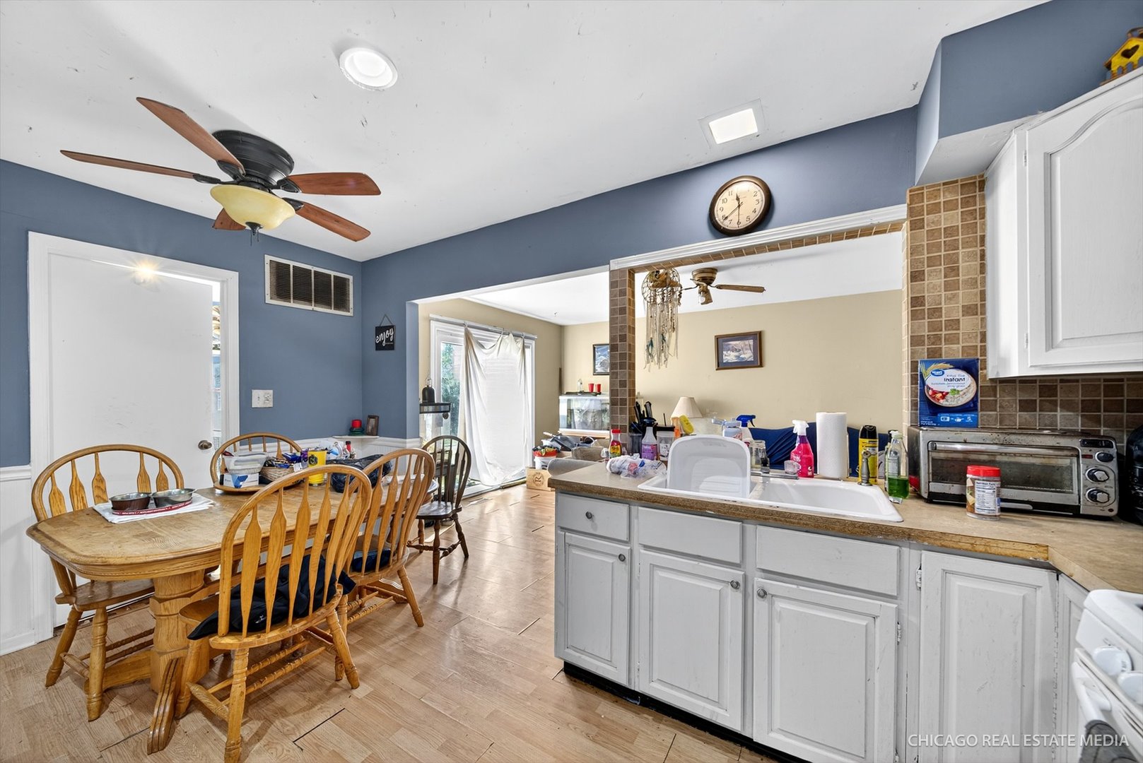 135 Springleaf Drive, Bolingbrook, IL 60440