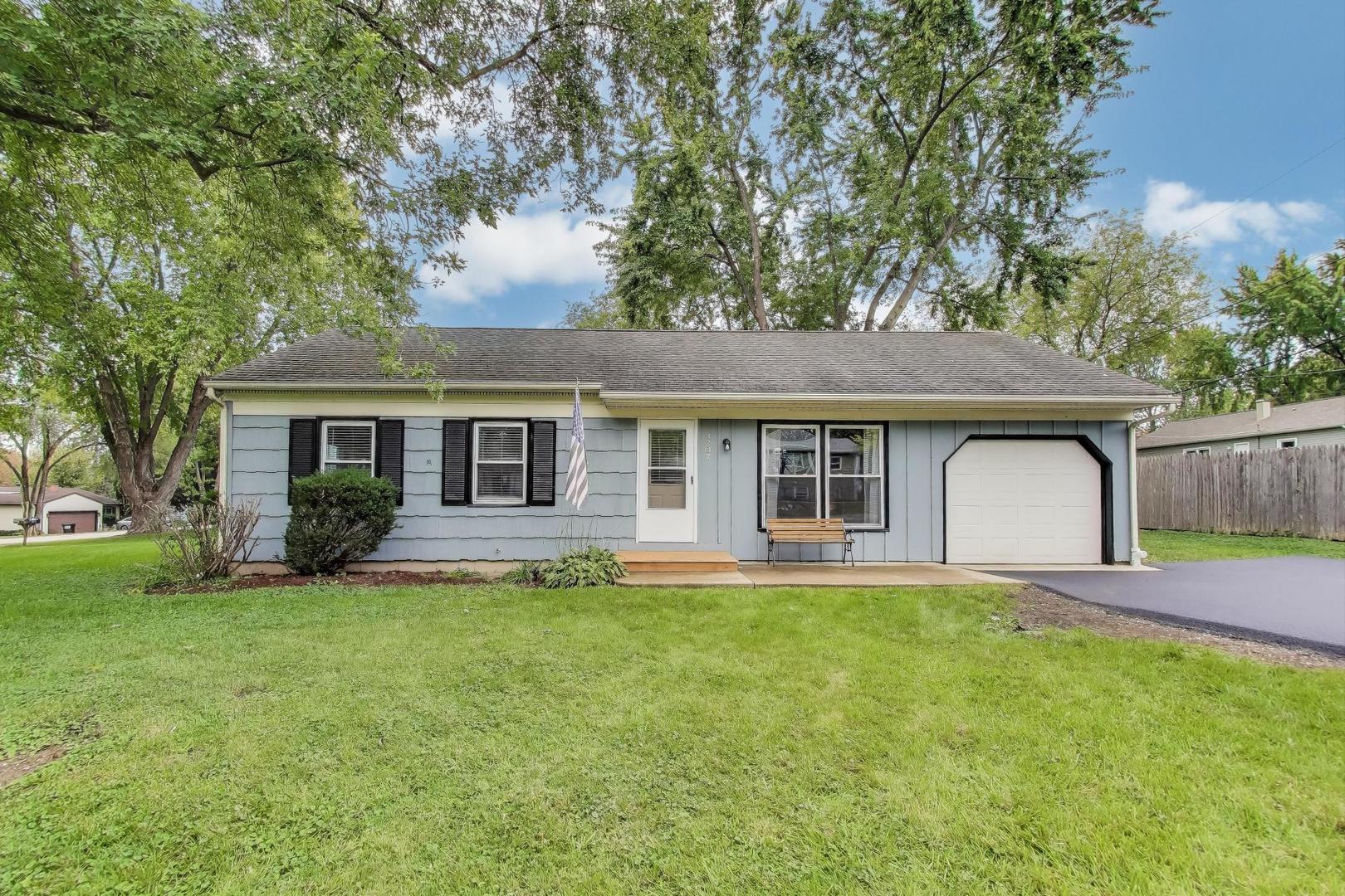 3207 Sunrise View Street, McHenry, IL 60050