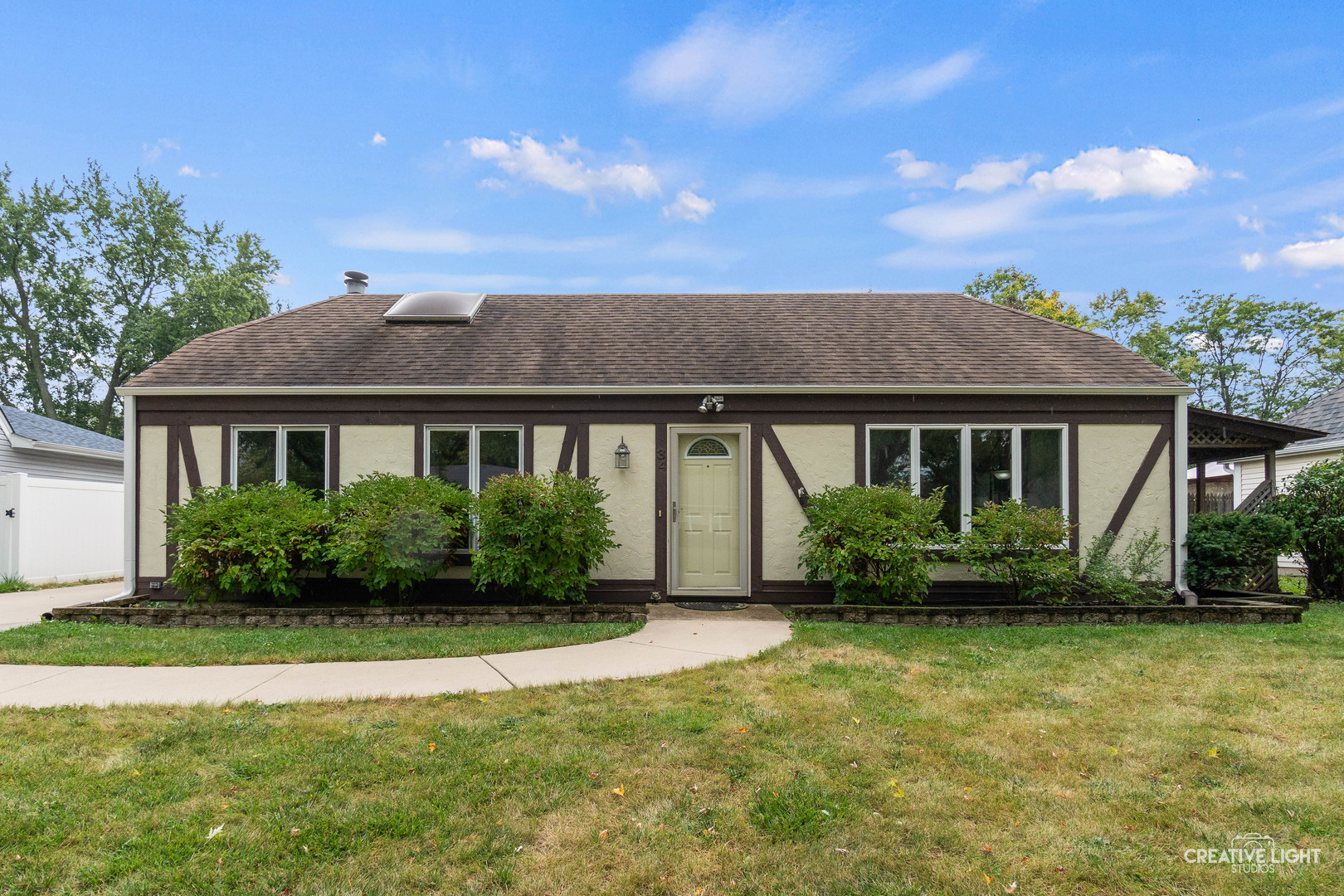 34 Pembrooke Road, Montgomery, IL 60538