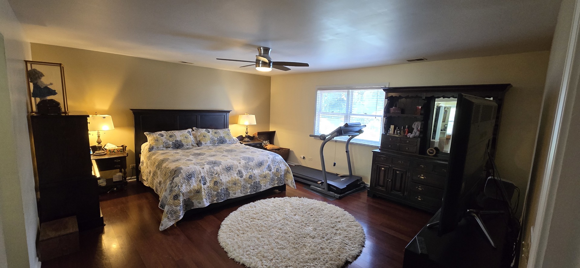 10840 S Ridgeland Avenue, Worth, IL 60482